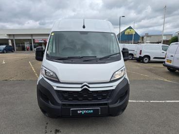 SPOTICAR Citroën Relay 2.2 Bluehdi 35 Enterprise Edition L3 High Roof Eur Used Car - Commercial Vehicle Diesel White - Southampton - 1200608154_2