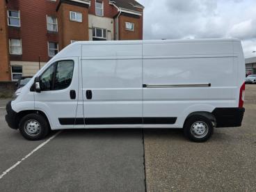 SPOTICAR Citroën Relay 2.2 Bluehdi 35 Enterprise Edition L3 High Roof Eur Used Car - Commercial Vehicle Diesel White - Southampton - 1200608154_4
