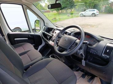 SPOTICAR Citroën Relay 2.2 Bluehdi 35 Plus Ready To Run Tipper L2 Euro 6 Used Car - Commercial Vehicle Diesel White - Aylesbury - 1200610784_5