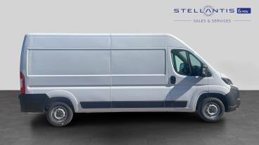 SPOTICAR Citroën Relay 2.2 3.5t Enterprise L3 H2 Euro 6 (s/s) 5dr Used Car - Commercial Vehicle Diesel White - Hatfield - 1200617830_2