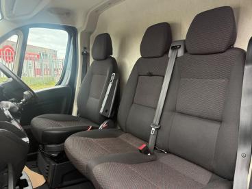 SPOTICAR Citroën Relay 2.2 Bluehdi 33 Enterprise Edition L1 Euro 6 (s/s) Used Car - Commercial Vehicle Diesel Black - Carlisle - 1200634796_4