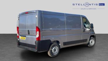 SPOTICAR Citroën Relay 2.2 3.5t Enterprise L2 H1 Euro 6 (s/s) 5dr Used Car - Commercial Vehicle Diesel Grey - Hatfield - 1200637293_3