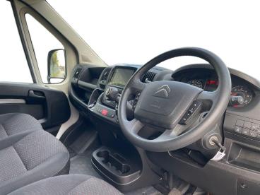 SPOTICAR Citroën Relay 2.2 Bluehdi 35 Enterprise Edition L2 High Roof Eur Used Car - Commercial Vehicle Diesel White - Gloucester - 1200642887_3
