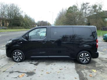 SPOTICAR Citroën Spacetourer 1.5 Bluehdi Feel M Mwb Euro 6 (s/s) 5dr Used Car - Mpv Diesel Black - Swansea - 1200559993_5