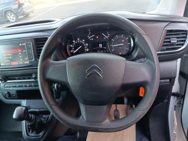 SPOTICAR Citroën Spacetourer 1.5 Bluehdi Business M Mwb Euro 6 (s/s) 5dr Used Car - Commercial Vehicle Diesel White - Aylesbury - 1200560347_3