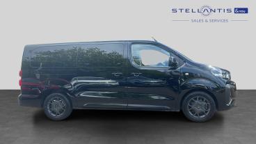 SPOTICAR Citroën Spacetourer 2.2 Plus Auto Lwb Euro 6 (s/s) 5dr Used Car - Commercial Vehicle Diesel Black - Leicester - 1200604652_2