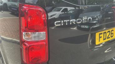 SPOTICAR Citroën Spacetourer 2.2 Plus Auto Lwb Euro 6 (s/s) 5dr Used Car - Commercial Vehicle Diesel Black - Leicester - 1200604652_5