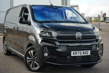 SPOTICAR Citroën Spacetourer 2.2 Max Auto Mwb Euro 6 (s/s) 5dr Used Car - Mpv Diesel Black - Bromsgrove - 1200640297_1