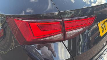 SPOTICAR Cupra Ateca 1.5 Ecotsi V2 Dsg Euro 6 (s/s) 5dr Used Car - Suv Petrol Black - Leicester - 1200619434_5