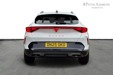 SPOTICAR Cupra Formentor 1.5 Etsi V1 Dsg Euro 6 (s/s) 5dr Used Car - Suv Hybrid White - Castleford - 1200542929_4