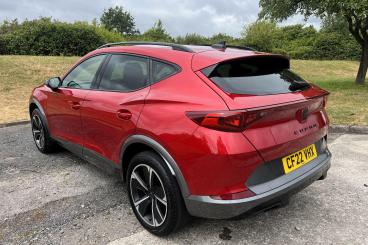 SPOTICAR Cupra Formentor 1.5 Tsi V1 Dsg Euro 6 (s/s) 5dr Used Car - Suv Petrol Red - Bridgend - 1200622055_3