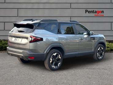 SPOTICAR Dacia Bigster 1.8 Extreme Auto Euro 6 (s/s) 5dr Used Car - Suv Hybrid Grey - Lincoln - 1200640206_4