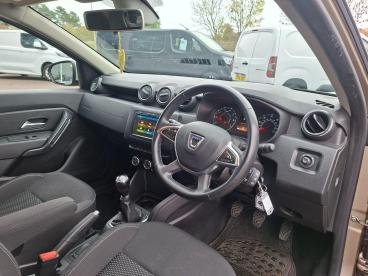 SPOTICAR Dacia Duster 1.5 Blue Dci Comfort Euro 6 (s/s) 5dr Used Car - Suv Diesel Beige - Boston - 1200554165_3