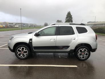 SPOTICAR Dacia Duster 1.3 Tce Techroad Euro 6 (s/s) 5dr Used Car - Suv Petrol Grey - Bridgend - 1200561938_4