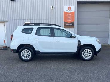 SPOTICAR Dacia Duster 1.0 Tce Comfort Euro 6 (s/s) 5dr Used Car - Suv  White - Inverness - 1200573209_3