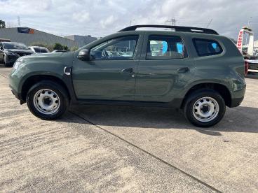 SPOTICAR Dacia Duster 1.0 Tce Essential Euro 6 (s/s) 5dr Used Car - Suv Petrol Green - Pontypridd - 1200582677_4