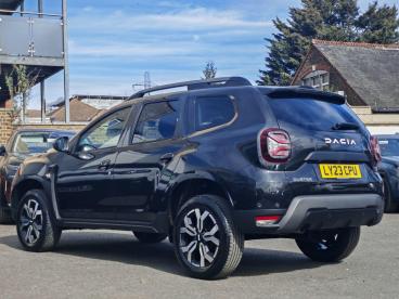SPOTICAR Dacia Duster 1.0 Tce Journey Euro 6 (s/s) 5dr Used Car - Suv Petrol Black - Dartford - 500594373_4