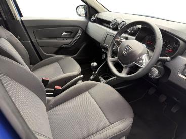 SPOTICAR Dacia Duster 1.3 Tce Comfort Euro 6 (s/s) 5dr Used Car - Suv Petrol Blue - Hereford - 1200615275_3