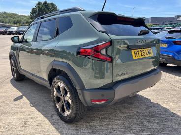 SPOTICAR Dacia Duster 1.2 Tce Mhev Extreme Euro 6 (s/s) 5dr Used Car - Suv Petrol Green - Pontypridd - 1200616565_5