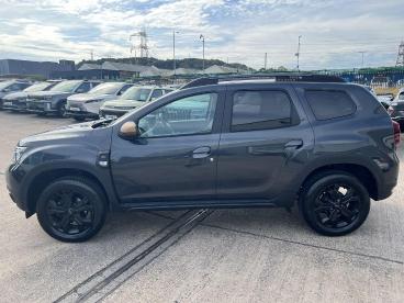 SPOTICAR Dacia Duster 1.5 Blue Dci Extreme 4wd Euro 6 (s/s) 5dr Used Car - Suv Diesel Grey - Pontypridd - 1200623192_4