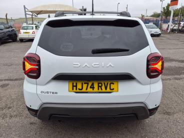 SPOTICAR Dacia Duster 1.3 Tce Journey Up&go Euro 6 (s/s) 5dr Used Car - Suv Petrol White - Salisbury - 500630959_5