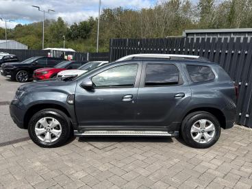 SPOTICAR Dacia Duster 1.6 Sce Comfort Euro 6 (s/s) 5dr Used Car - Suv Petrol Grey - Swindon - 1200637360_5