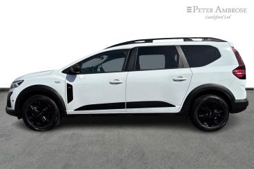 SPOTICAR Dacia Jogger 1.6 Hybrid Extreme Auto Euro 6 (s/s) 5dr Used Car - Mpv Hybrid White - Castleford - 1200564889_5