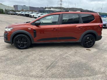 SPOTICAR Dacia Jogger 1.0 Tce Extreme Se Euro 6 (s/s) 5dr Used Car - Mpv Petrol  - Pontypridd - 1200581256_4