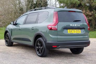 SPOTICAR Dacia Jogger 1.0 Tce Extreme Se Euro 6 (s/s) 5dr Used Car - Mpv Petrol Green - Eastbourne - 1200585045_5