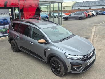 SPOTICAR Dacia Jogger 1.6 Hybrid Extreme Auto Euro 6 (s/s) 5dr Used Car - Mpv Hybrid Grey - Boston - 1200585795_2