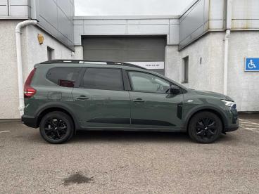 SPOTICAR Dacia Jogger 1.0 Tce Extreme Se Euro 6 (s/s) 5dr Used Car - Mpv Petrol Green - Inverness - 1200598403_3