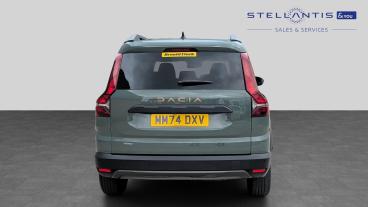 SPOTICAR Dacia Jogger 1.6 Hybrid Extreme Auto Euro 6 (s/s) 5dr Used Car - Mpv Hybrid Green - Liverpool - 1200621191_4