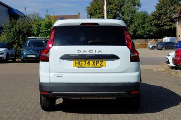 SPOTICAR Dacia Jogger 1.6 Hybrid Extreme Auto Euro 6 (s/s) 5dr Used Car - Mpv Hybrid White - Fareham - 1200628768_4