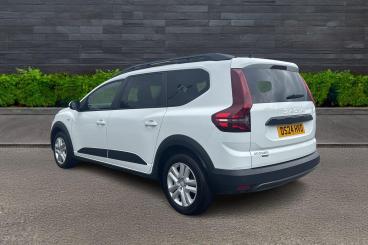 SPOTICAR Dacia Jogger 1.6 Hybrid Expression Auto Euro 6 (s/s) 5dr Used Car - Mpv Hybrid White - Telford - 1200631131_5
