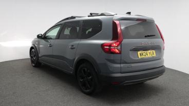 SPOTICAR Dacia Jogger 1.6 Hybrid Extreme Auto Euro 6 (s/s) 5dr Used Car - Mpv Hybrid Grey - St. Austell - 1200635021_5