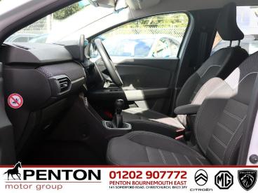 SPOTICAR Dacia Jogger 1.0 Tce Expression Euro 6 (s/s) 5dr Used Car - Mpv Petrol White - Christchurch - 1200636987_2