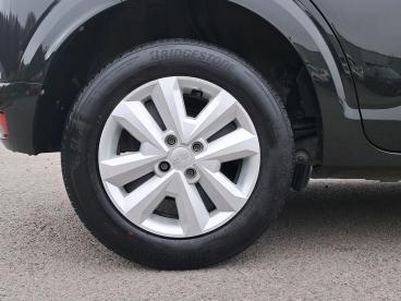 SPOTICAR Dacia Sandero 1.0 Tce Expression Euro 6 (s/s) 5dr Used Car - City Car Petrol Black - Telford - 1200551643_5