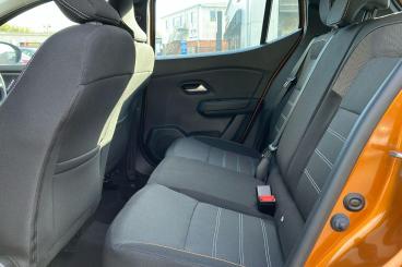 SPOTICAR Dacia Sandero 1.0 Tce Comfort Euro 6 (s/s) 5dr Used Car - City Car  Silver - Rochester - 1200552051_5