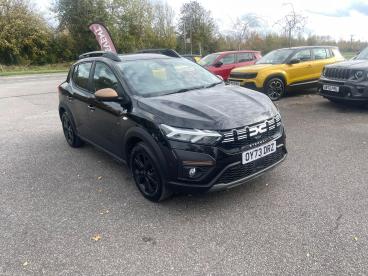SPOTICAR Dacia Sandero 1.0 Tce Extreme Cvt Euro 6 (s/s) 5dr Used Car - City Car Petrol Black - Kidlington - 1200552237_1