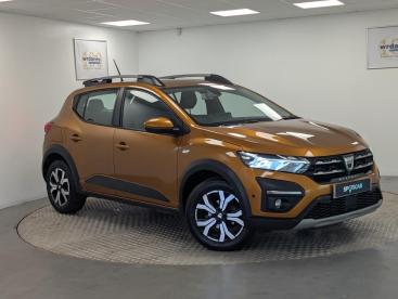 SPOTICAR Dacia Sandero 1.0 Tce Prestige Euro 6 (s/s) 5dr Used Car - City Car Petrol Orange - Stafford - 1200556947_1