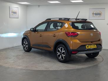SPOTICAR Dacia Sandero 1.0 Tce Prestige Euro 6 (s/s) 5dr Used Car - City Car Petrol Orange - Stafford - 1200556947_5