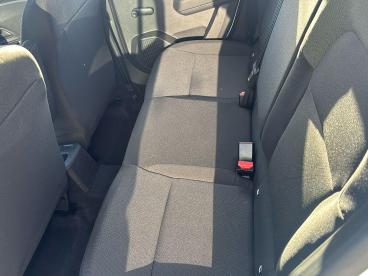 SPOTICAR Dacia Sandero 1.0 Sce Essential Euro 6 (s/s) 5dr Used Car - City Car Petrol White - Gravesend - 1200567869_5