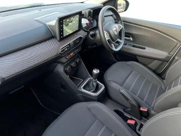 SPOTICAR Dacia Sandero 1.0 Tce Comfort Euro 6 (s/s) 5dr Used Car - City Car Petrol White - Wallsend - 1200568440_3