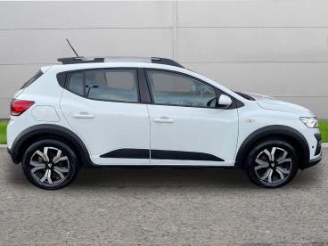 SPOTICAR Dacia Sandero 1.0 Tce Prestige Cvt Euro 6 (s/s) 5dr Used Car - City Car Petrol White - Worksop - 1200569651_4