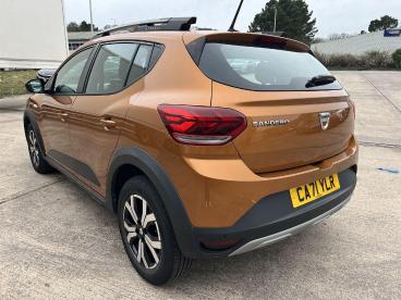 SPOTICAR Dacia Sandero 1.0 Tce Prestige Cvt Euro 6 (s/s) 5dr Used Car - City Car Petrol Orange - Pontypridd - 1200580787_5