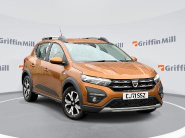 SPOTICAR Dacia Sandero 1.0 Tce Prestige Euro 6 (s/s) 5dr Used Car - City Car  Orange - Pontypridd - 1200580796_1