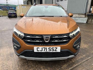 SPOTICAR Dacia Sandero 1.0 Tce Prestige Euro 6 (s/s) 5dr Used Car - City Car  Orange - Pontypridd - 1200580796_2
