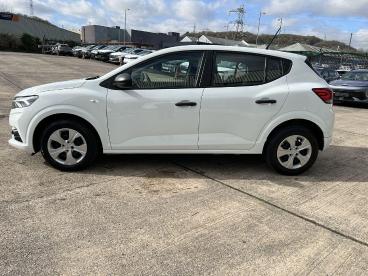 SPOTICAR Dacia Sandero 1.0 Tce Essential Euro 6 (s/s) 5dr Used Car - City Car Petrol White - Pontypridd - 1200581147_4