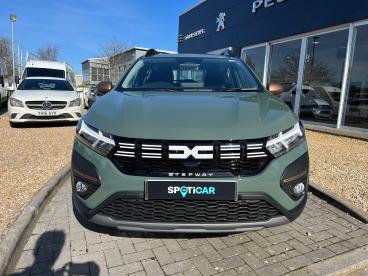 SPOTICAR Dacia Sandero 1.0 Tce Extreme Euro 6 (s/s) 5dr Used Car - City Car Petrol Green - Ryde - 1200582805_2