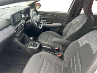SPOTICAR Dacia Sandero 1.0 Tce Expression Cvt Euro 6 (s/s) 5dr Used Car - City Car Petrol White - Wallsend - 1200587756_3